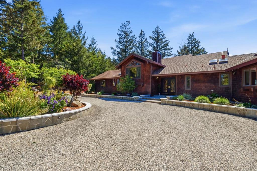 25991 Mar Vista Court