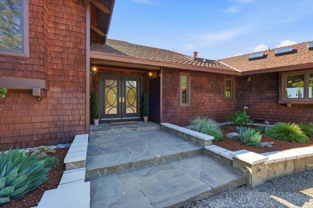 25991 Mar Vista Court