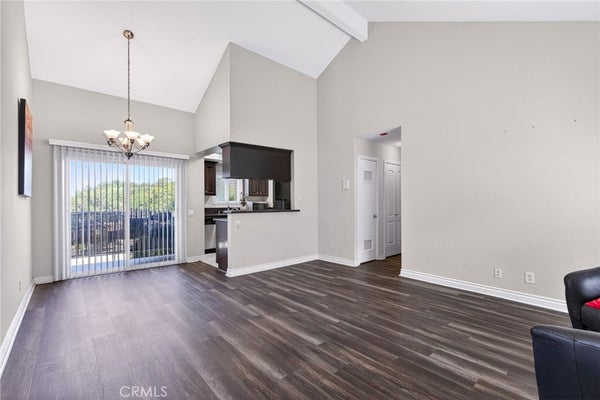 2925 E SPAULDING ST APT 303, LONG BEACH, CA 90804 - Image ef0dc2b73af5920870e7b4a4e1e264a7/3593963387