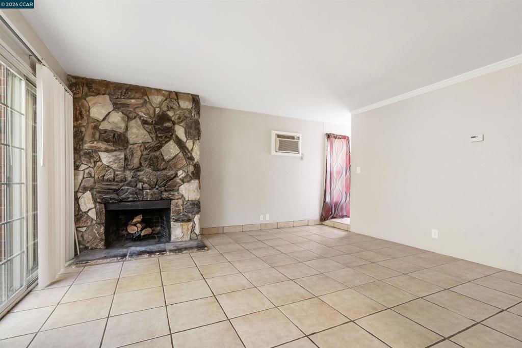 2223 Buena Vista Ave