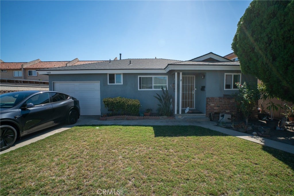5412 5418 Crescent Avenue