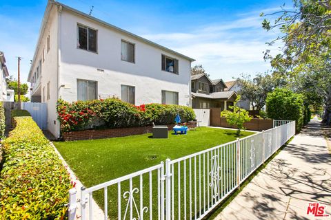 Photo of 947 7th Street, Santa Monica, CA 90403 (MLS # 26834679)