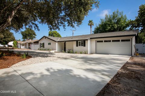 Photo of 1450 Calle Abeto, Thousand Oaks, CA 91360 (MLS # 224004659)