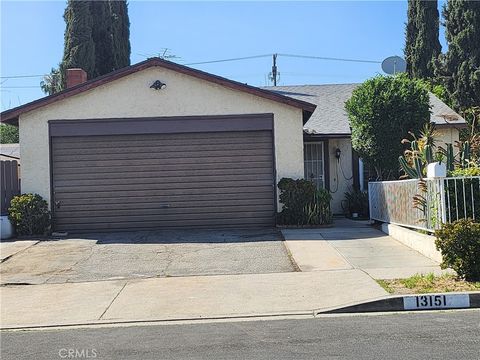 13151 Crowley Street Arleta CA 91331