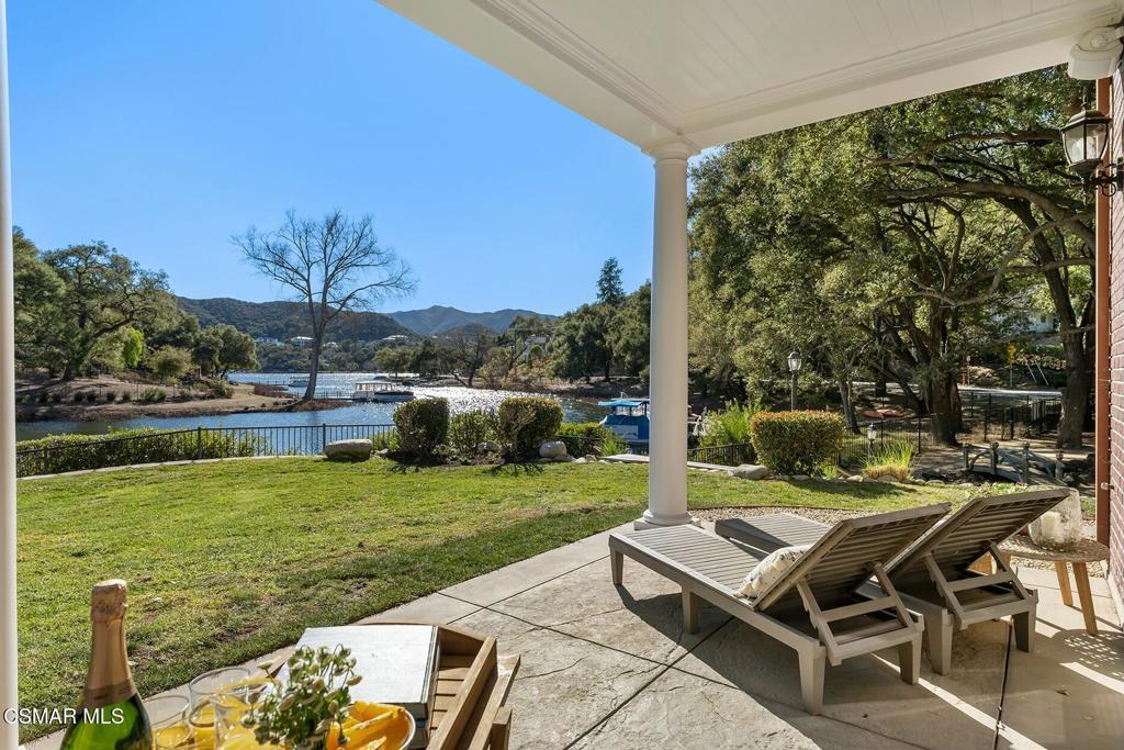 196 Lake Sherwood Drive