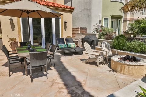 Photo of 215 6th street St, Huntington Beach, CA 92648 (MLS # OC25278953)