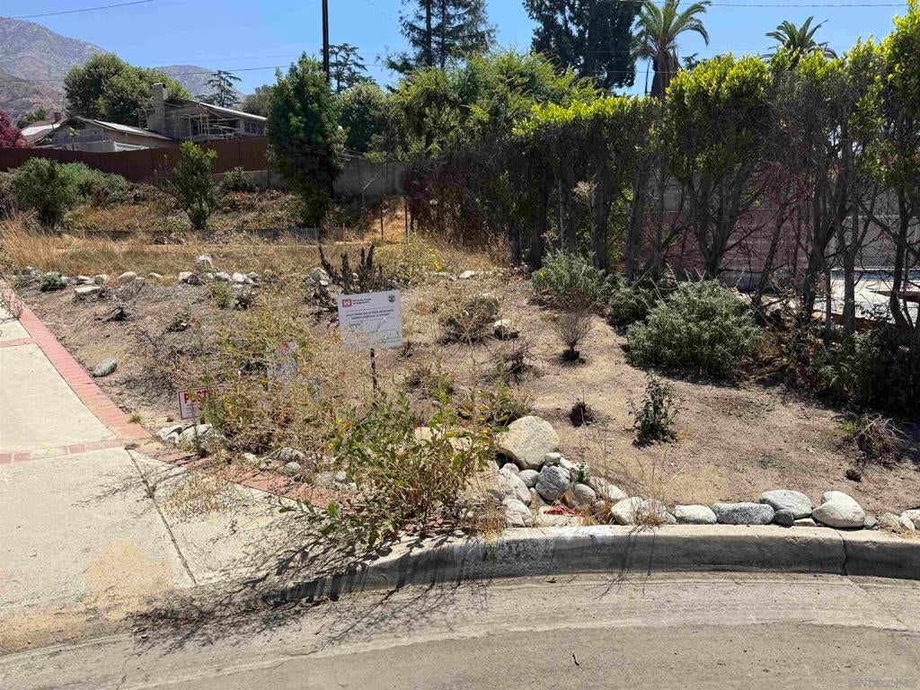 428 Parkman ST, Altadena CA 91001