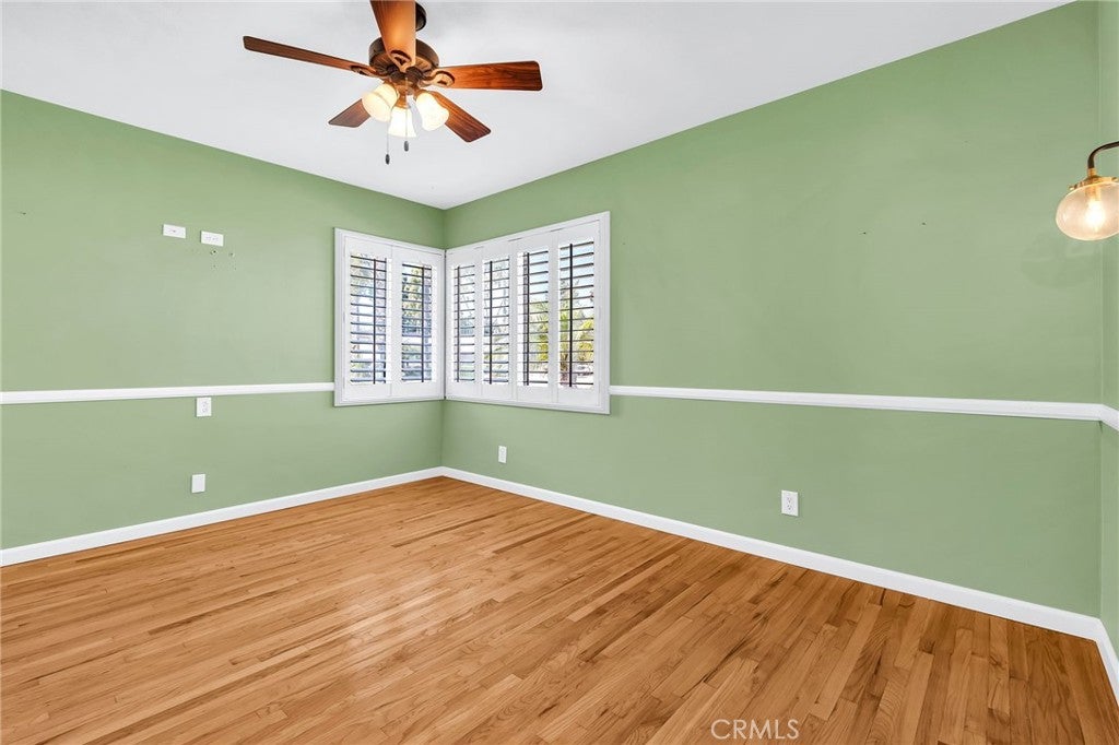 302 N Nora
