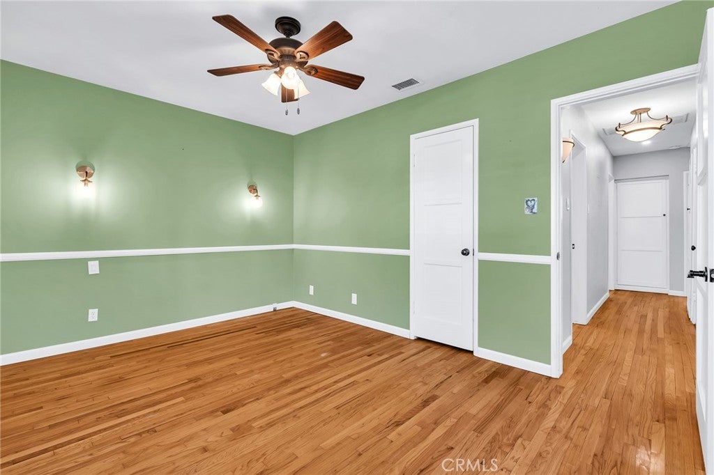302 N Nora