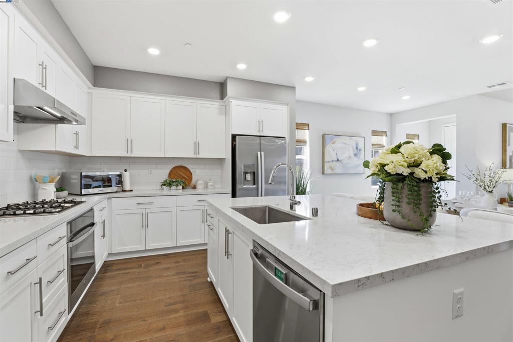 THE PRESERVE - Residential