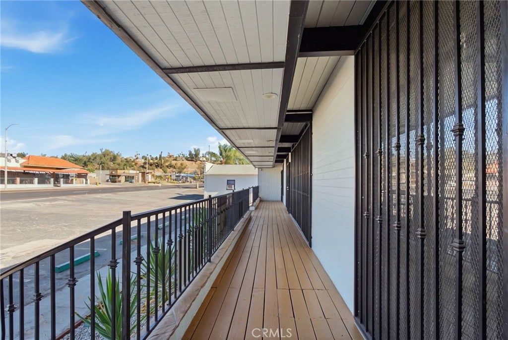 31120 Riverside