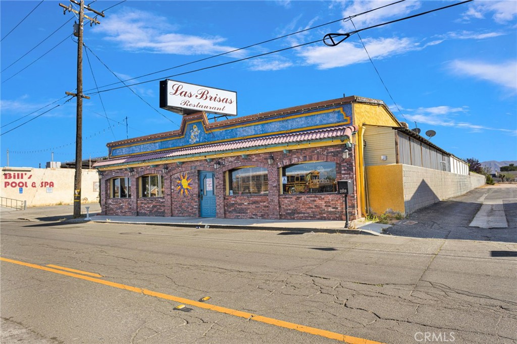 21919 US Highway 18