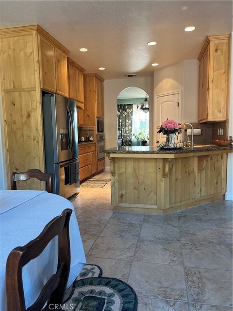 Tiny photo for 170 Nutwood Circle, Paso Robles, CA 93446 (MLS # IV26028512)