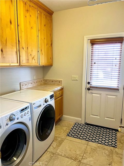 Tiny photo for 170 Nutwood Circle, Paso Robles, CA 93446 (MLS # IV26028512)