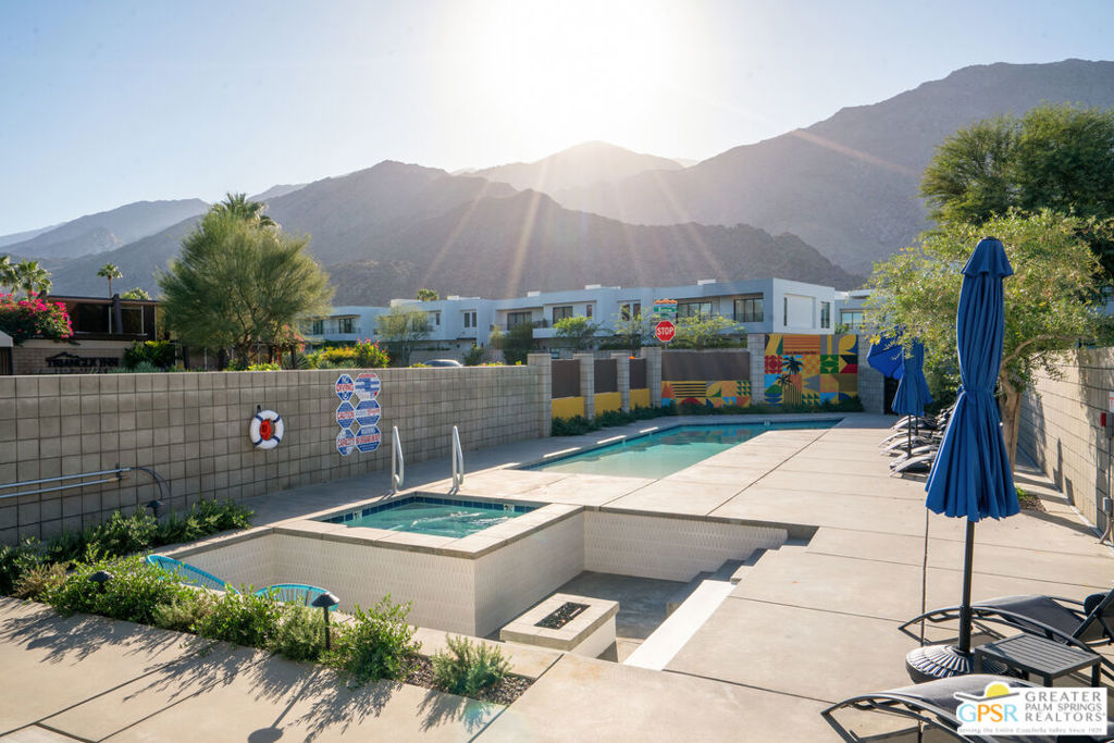 588 E San Lorenzo Road 105