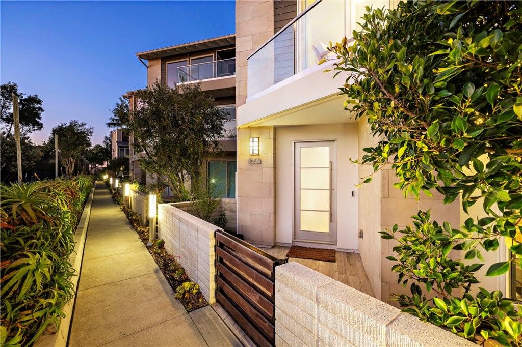 Photo of 5512 Seashore Dr, Newport Beach, CA 92663 (MLS # OC25241451)