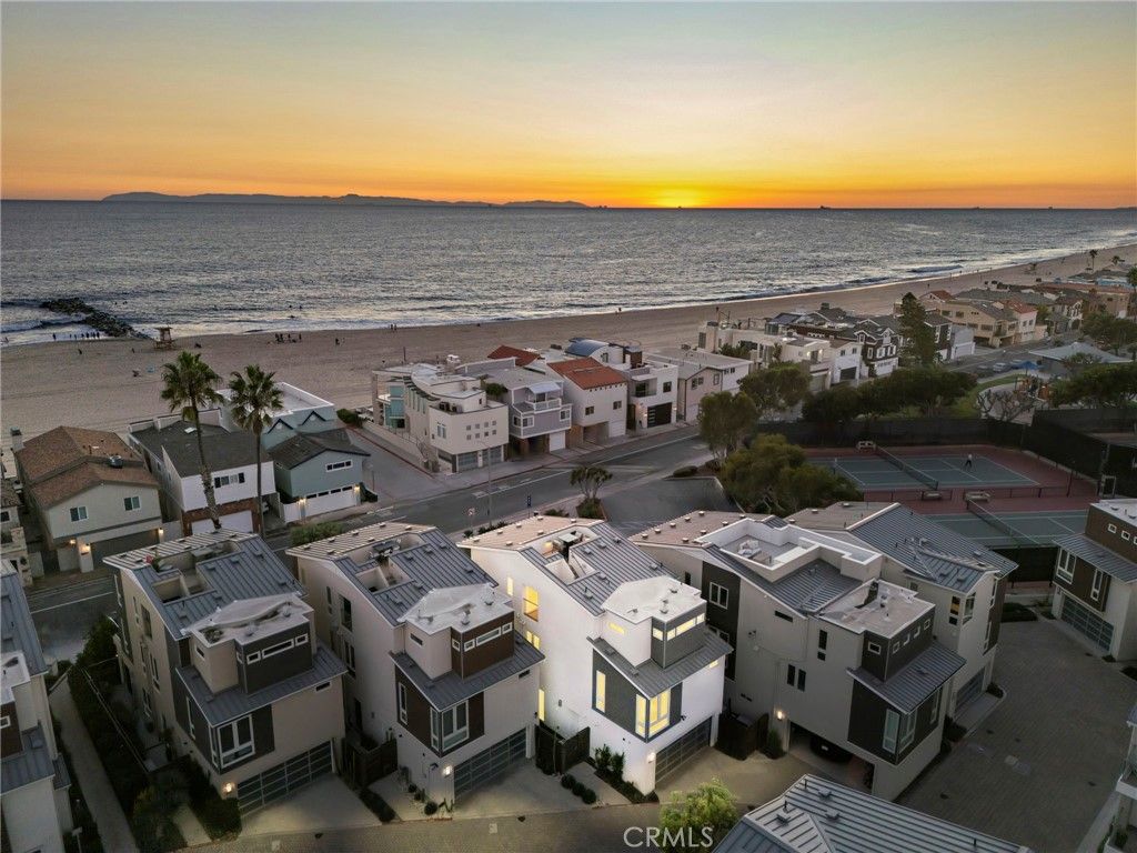 Photo of 5512 Seashore Dr, Newport Beach, CA 92663 (MLS # OC25241451)