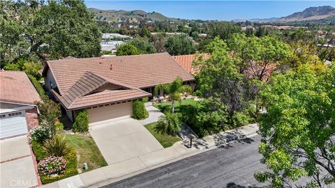 Photo of 854 Rim Crest, Westlake Village, CA 91361 (MLS # SR25277149)
