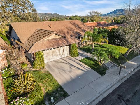 854 Rim Crest Westlake Village CA 91361