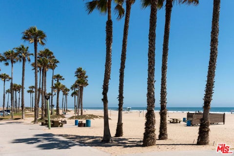 Tiny photo for 175 Seabluff Drive, Port Hueneme, CA 93041 (MLS # 26988979)