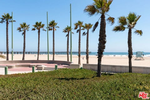 Tiny photo for 175 Seabluff Drive, Port Hueneme, CA 93041 (MLS # 26988979)