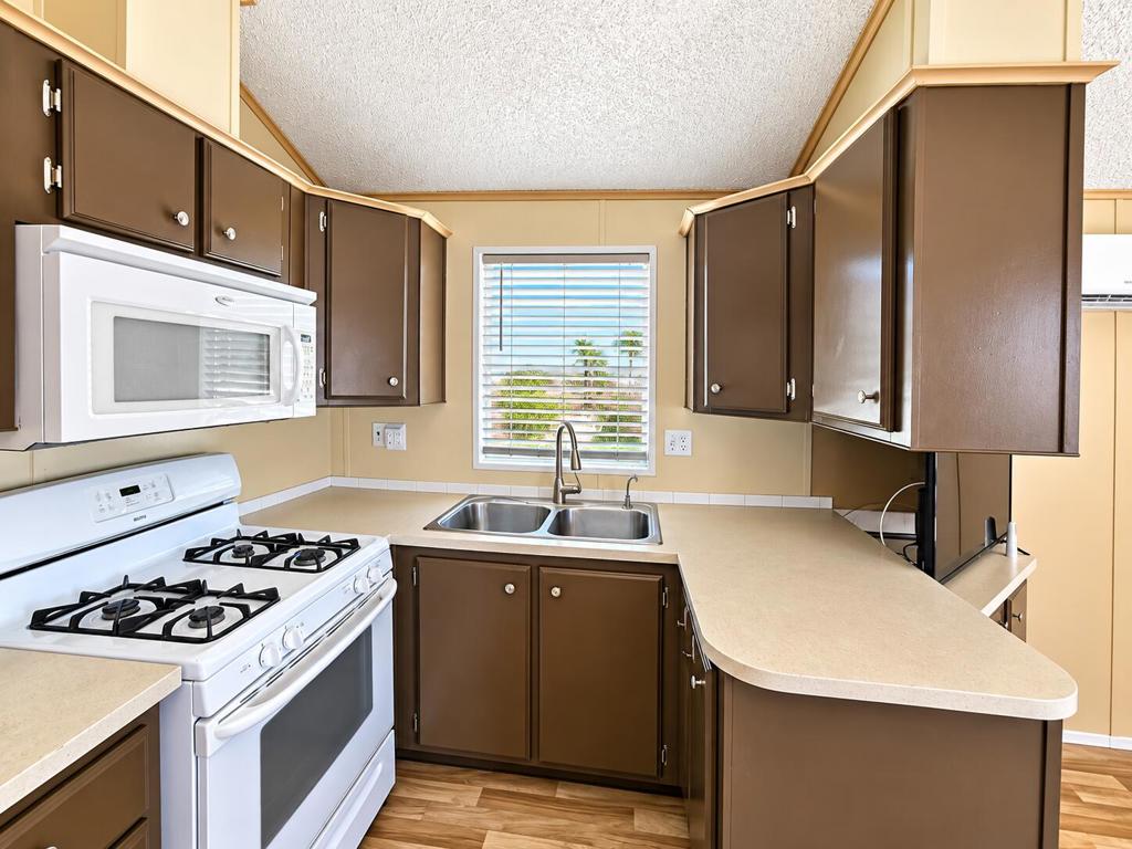 16400 Bubbling Wells Road 445