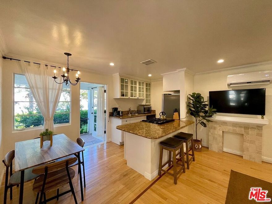 Beautiful 1Bed/1Bath at 10th & Wilshire Front facing unit with very large private balcony Steps from some of Santa Monica's best restaurants including Santa Monica Seafood, Huckleberry, El Cholo and more Brand new landscaping with lots of green--gorgeous courtyard centered with fountain and lots of roses Great shared front yard Washer/Dryer in unit Multi zone split system A/C--one unit in living room and another in bedroom1 parking spot located in back parking lot Lots of closet space Granite countertops & stainless steel appliances Hardwood floors throughout Tumbled-marble bathroom Pet friendly Gated property1 yr lease. Water/sewer/trash included. Tenant responsible for gas & electric. No smoking.