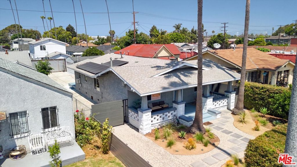 Photo of 3447 9th Avenue, Los Angeles, CA 90018 (MLS # 25558965)