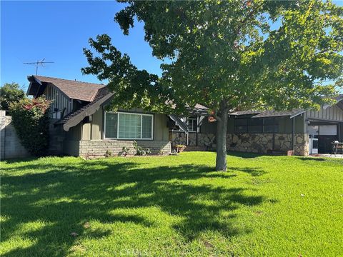 Photo of 3681 Chateau Court, Riverside, CA 92505 (MLS # IG25248710)