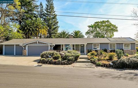 Photo of 823 Turrini Dr Dr, Danville, CA 94526 (MLS # 41127148)