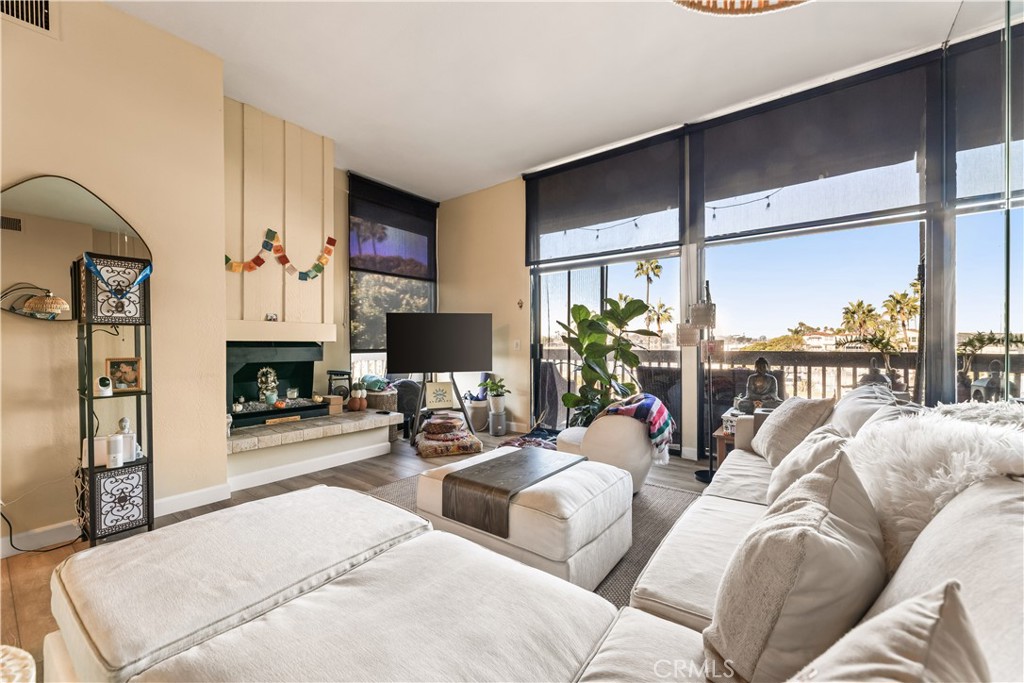 5217 Marina Pacifica S KEY #20