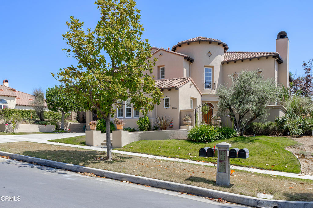 Properties 2 3911 Lilac Canyon Lane