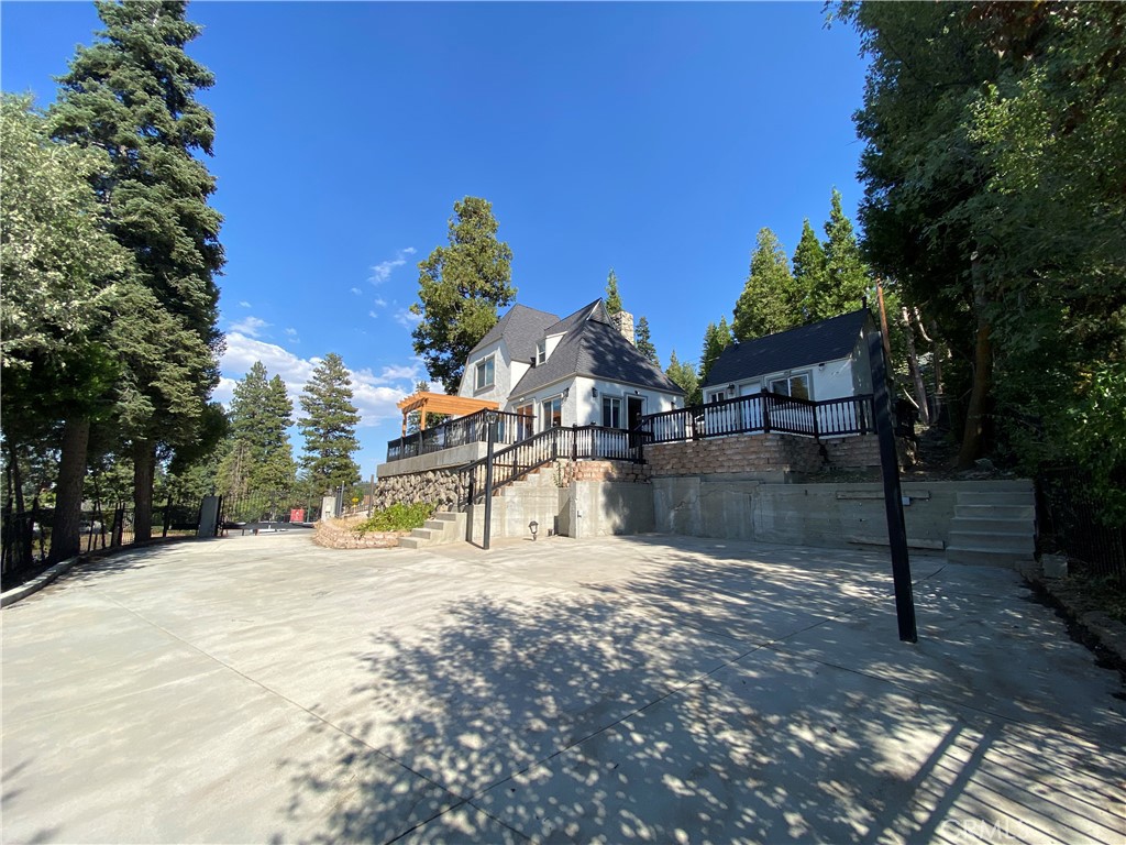 Arrowhead Woods (AWHW) - Residential