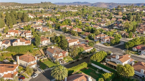 Tiny photo for 13709 Grand Isle DR, Moorpark, CA 93021 (MLS # SR26193569)