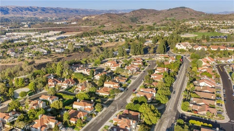 Tiny photo for 13709 Grand Isle DR, Moorpark, CA 93021 (MLS # SR26193569)