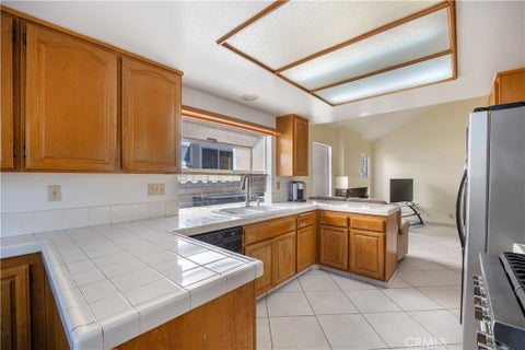 Tiny photo for 13709 Grand Isle DR, Moorpark, CA 93021 (MLS # SR26193569)