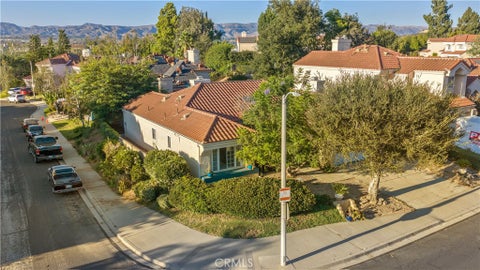 Tiny photo for 13709 Grand Isle DR, Moorpark, CA 93021 (MLS # SR26193569)