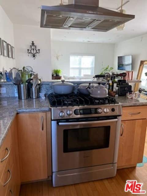 Tiny photo for 1033 1/2 N Martel Avenue, West Hollywood, CA 90046 (MLS # 26848129)