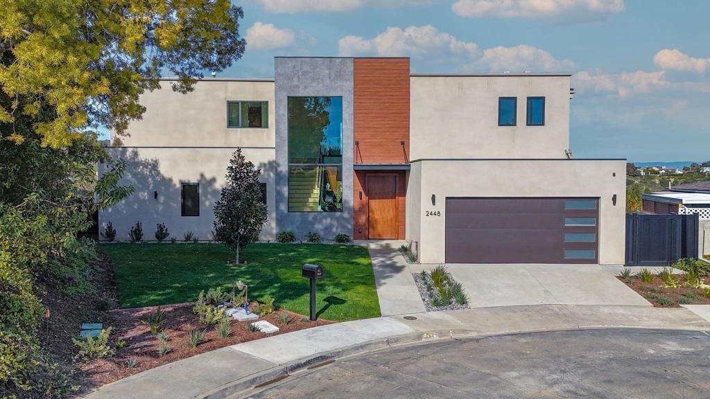 Photo of 2448 Sagebrush Ct Ct, La Jolla, CA 92037 (MLS # 250046019SD)