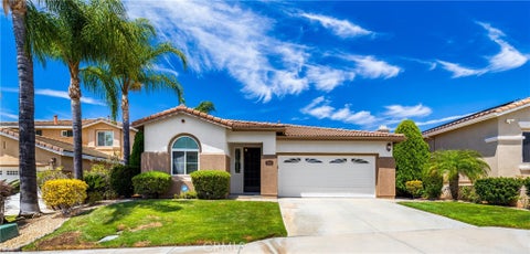 Photo of 31166 Sunningdale Drive, Temecula, CA 92591 (MLS # SW26183759)