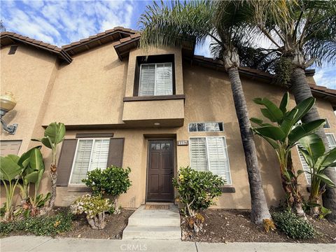 1187 E 223rd Street 14 Carson CA 90745