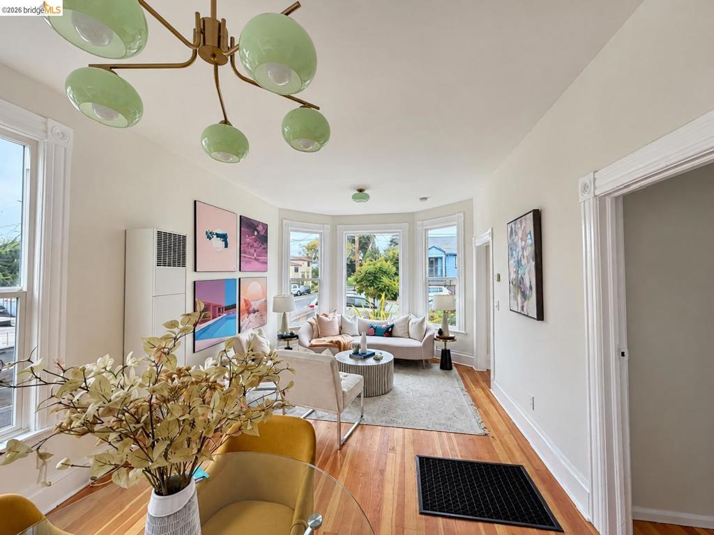 1324 Burnett