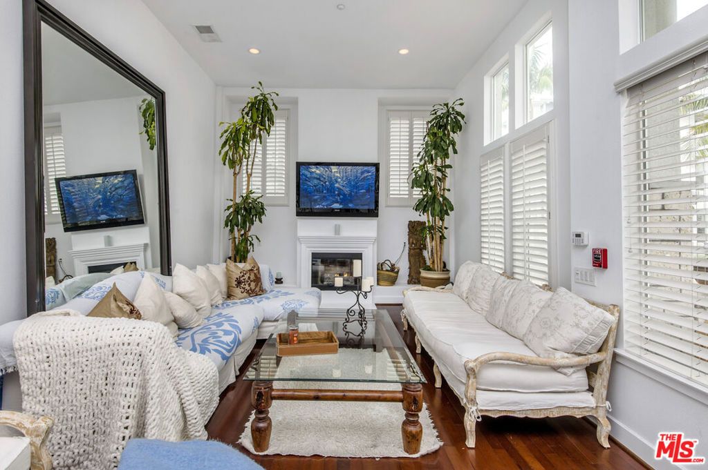 Photo of 6021 Dawn #12, Playa Vista, CA 90094 (MLS # 25566443)