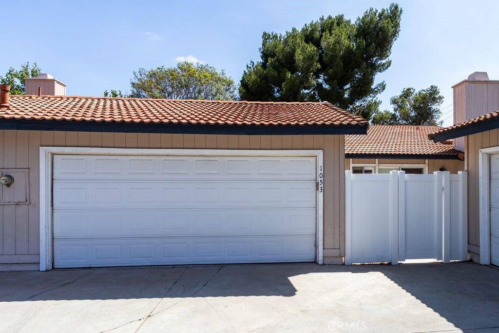 1053 Border Avenue