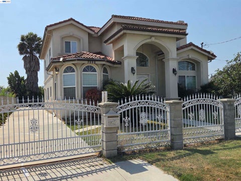 Photo of 3229 Angelus Ave AVE, Rosemead, CA 91770 (MLS # 41152060)
