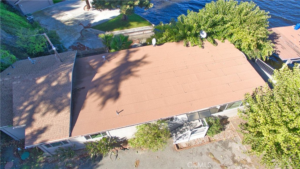 11740 North Drive