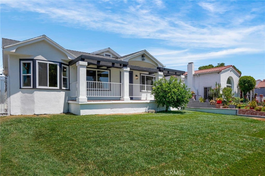 2033 W 76th Street