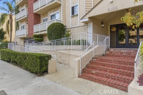 5135 Zelzah Unit 100, Encino, CA 91316 - MLS#: SR25259852