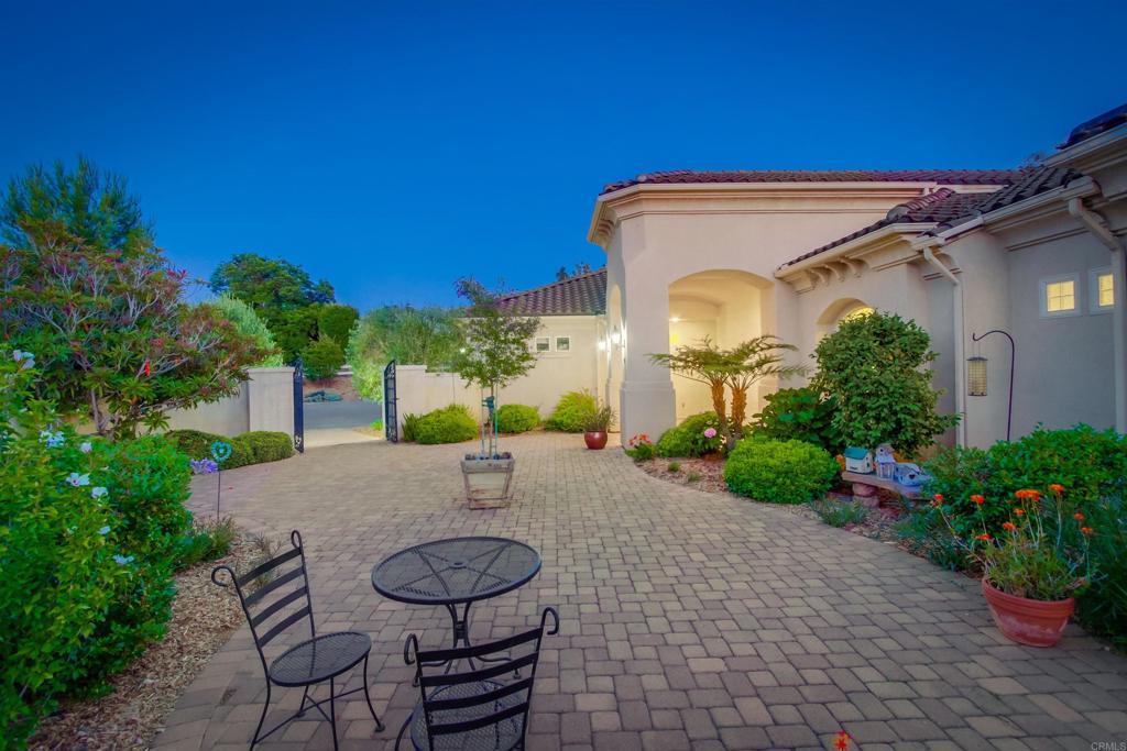 1495 Meredith Road