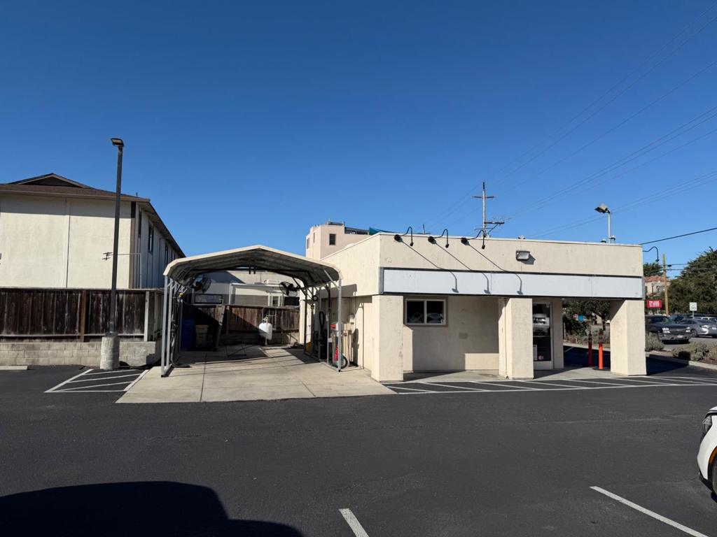 1178 Del Monte Avenue